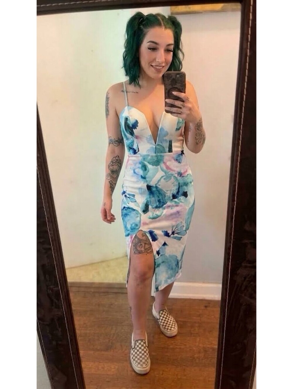 NWT Blossom Floral Watercolor Plunge Neck Bodycon Cocktail Dress Size 6